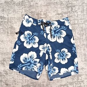 Patagonia Blue Floral Men's board shorts Size 32